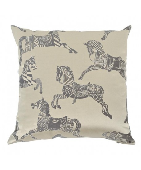 ΔΙΑΚΟΣΜΗΤΙΚΟ ΜΑΞΙΛΑΡΙ Fylliana Horse Whisper ΜΠΕΖ ΧΡΩΜΑ 45x45x10εκ